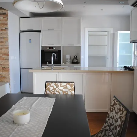 Luka Apartamento
